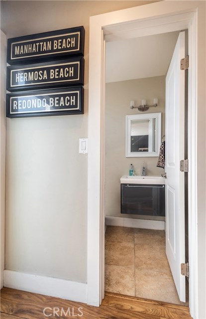 1624 Carlson, Redondo Beach, California 90278, 2 Bedrooms Bedrooms, ,1 BathroomBathrooms,Residential,Sold,Carlson,SB19017799