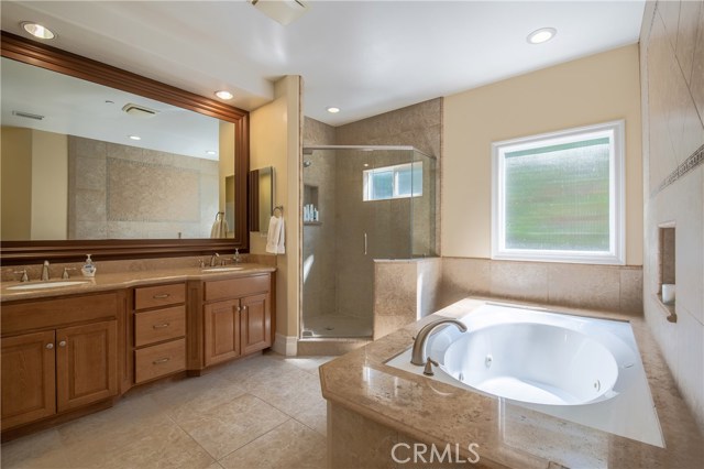 2208 Voorhees Avenue, Redondo Beach, California 90278, 4 Bedrooms Bedrooms, ,2 BathroomsBathrooms,Residential,Sold,Voorhees,SB20201467