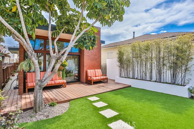 Photo of 140 6th Street, Seal Beach, CA 90740