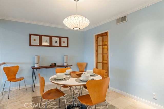 Lots of room for furniture in this ample dining room.