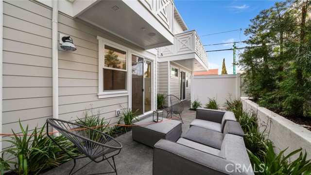 1904 Mathews Ave, Redondo Beach, California 90278, 5 Bedrooms Bedrooms, ,5 BathroomsBathrooms,Residential,Sold,Mathews Ave,PV21055128