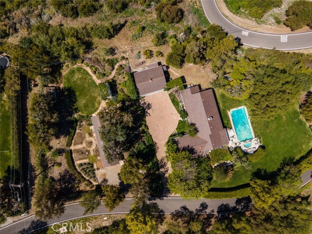 1 Lower Blackwater Canyon, Rolling Hills, California 90274, 4 Bedrooms Bedrooms, ,3 BathroomsBathrooms,Residential,Sold,Lower Blackwater Canyon,PV21075686