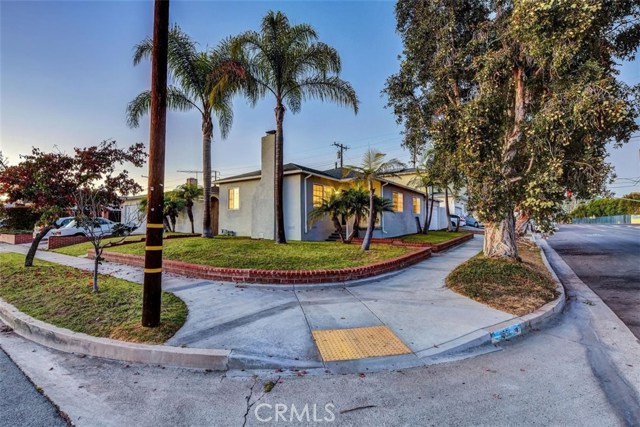 1651 23rd Street, Manhattan Beach, California 90266, 3 Bedrooms Bedrooms, ,1 BathroomBathrooms,Residential,Sold,23rd,PV20240193