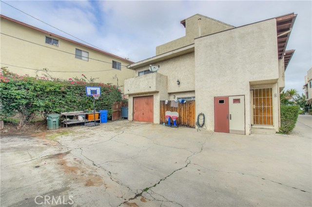 2704 Ruhland Ave., Redondo Beach, California 90278, ,Residential Income,Sold,Ruhland Ave.,RS17025214