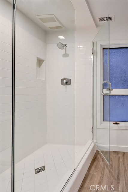 417 20th Place, Manhattan Beach, California 90266, 3 Bedrooms Bedrooms, ,2 BathroomsBathrooms,Residential,Sold,20th,SB21058820