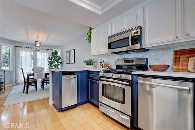 Enjoy cooking and easy clean-up with newer stainless steel appliances.