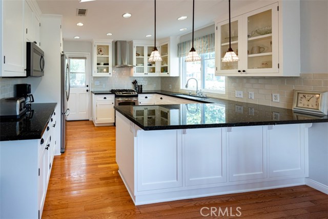 2500 Armour Lane, Redondo Beach, California 90278, 3 Bedrooms Bedrooms, ,2 BathroomsBathrooms,Residential,Sold,Armour,SB20133429