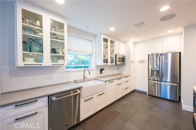 1829 Oak Avenue, Manhattan Beach, California 90266, 3 Bedrooms Bedrooms, ,2 BathroomsBathrooms,Residential,Sold,Oak,SB21146296