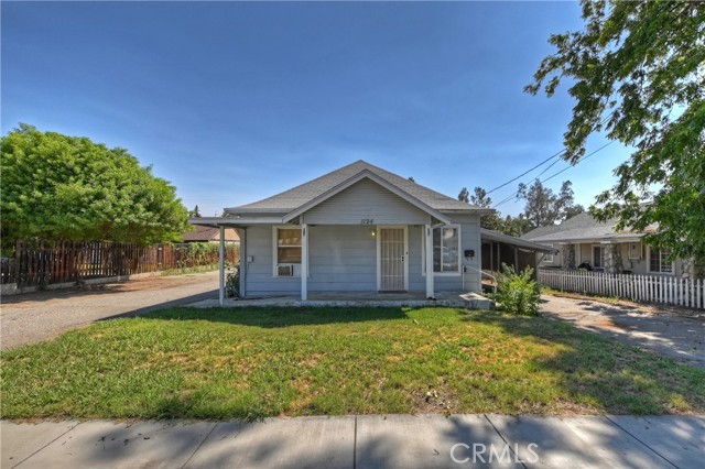 Detail Gallery Image 1 of 1 For 1124 E Central Ave, Redlands,  CA 92374 - 2 Beds | 2 Baths