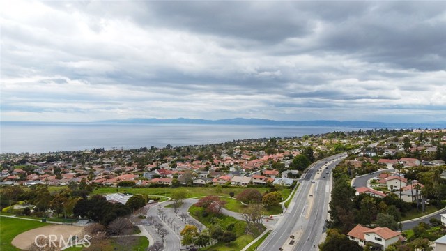 29335 Stadia Hill Lane, Rancho Palos Verdes, California 90275, 4 Bedrooms Bedrooms, ,3 BathroomsBathrooms,Residential,Sold,Stadia Hill,PW20069326