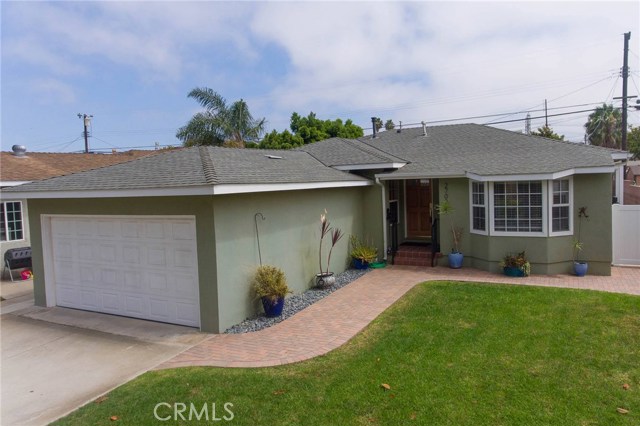 2702 Spreckels Lane, Redondo Beach, California 90278, 3 Bedrooms Bedrooms, ,1 BathroomBathrooms,Residential,Sold,Spreckels,PV20124448