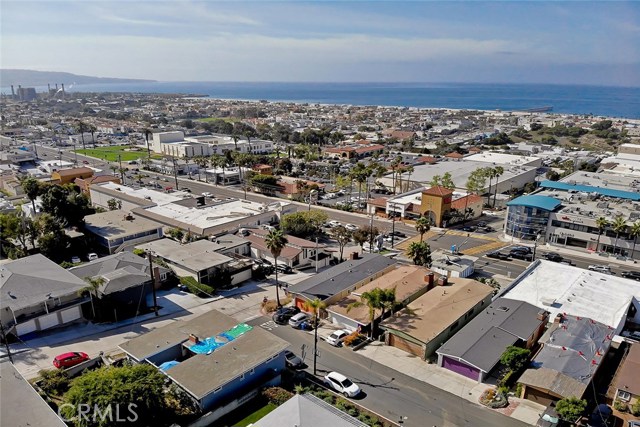 1617 Raymond Avenue, Hermosa Beach, California 90254, 3 Bedrooms Bedrooms, ,2 BathroomsBathrooms,Residential,Sold,Raymond,SB20048539