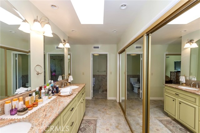 34 Horseshoe Lane, Rolling Hills Estates, California 90274, 4 Bedrooms Bedrooms, ,4 BathroomsBathrooms,Residential,Sold,Horseshoe,SB18061448