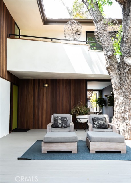 587 36th Street, Manhattan Beach, California 90266, 3 Bedrooms Bedrooms, ,2 BathroomsBathrooms,Residential,Sold,36th,SB21105044