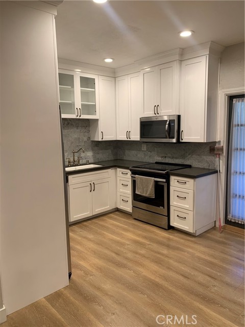 1 Bed Home for Sale in West Hollywood, California