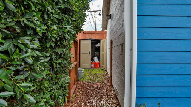 2204 Robinson Street, Redondo Beach, California 90278, 2 Bedrooms Bedrooms, ,2 BathroomsBathrooms,Residential,Sold,Robinson,PV20074273