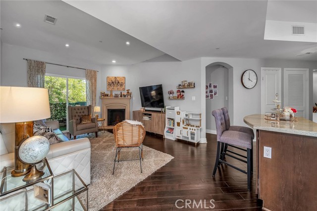 2 Bed Home for Sale in Studio City, California