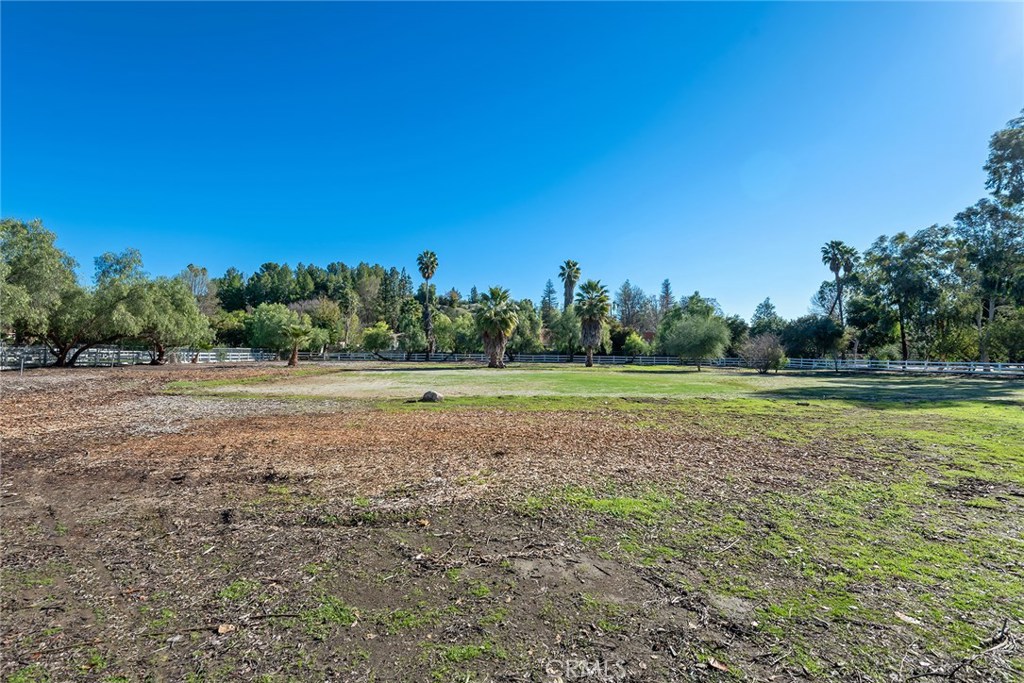 Photo of 5546 PARADISE VALLEY ROAD, Hidden Hills, CA 91302