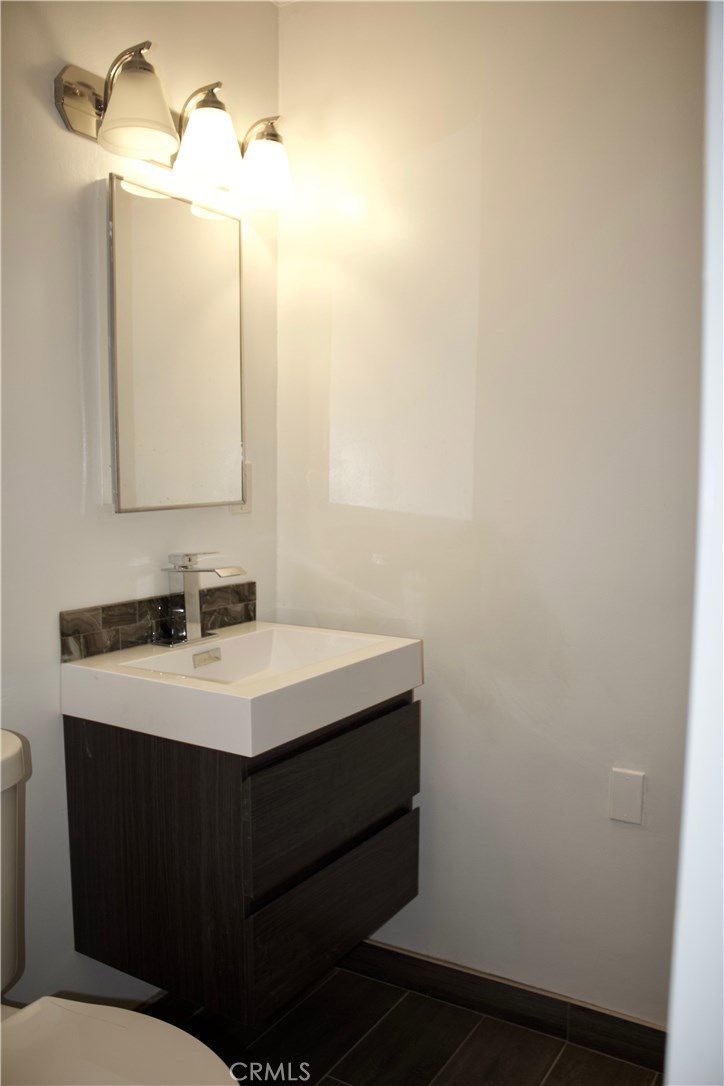Photo for 6715 Corbin Avenue, Winnetka, CA 91306 - Listing #SR-19281417 6715 Corbin Avenue, Winnetka, CA 91306