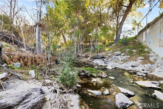 2 Bed Home for Sale in Calabasas, California