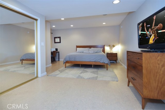 1 Bed Home for Sale in Sherman Oaks, California
