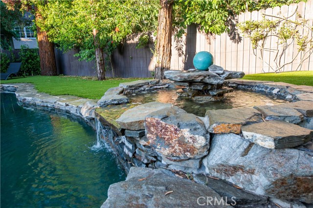 4 Bed Home for Sale in Encino, California