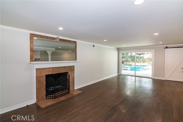4 Bed Home for Sale in Van Nuys, California