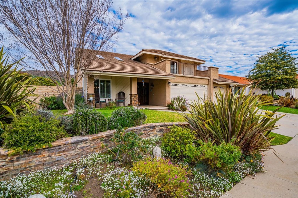 Photo of 525 MOONDANCE STREET, Thousand Oaks, CA 91360