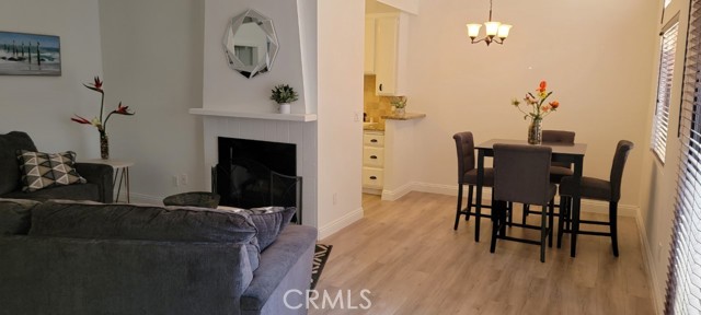 1 Bed Home for Sale in Studio City, California