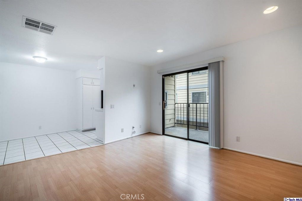 Photo for 419 PIONEER Drive, 2, Glendale, CA 91203 - Listing #SR-19248488 419 PIONEER Drive, 2, Glendale, CA 91203