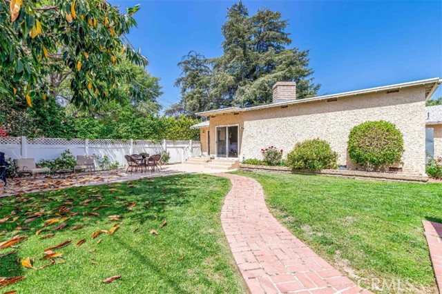 2 Bed Home for Sale in Lake Balboa, California