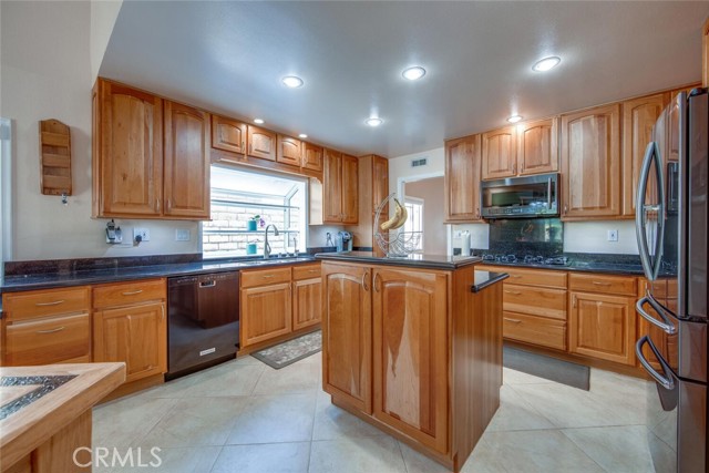 4 Bed Home for Sale in Granada Hills, California