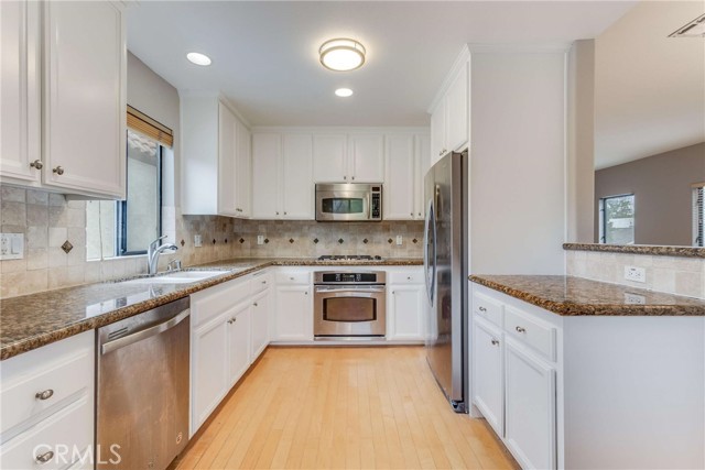 2 Bed Home for Sale in Sherman Oaks, California