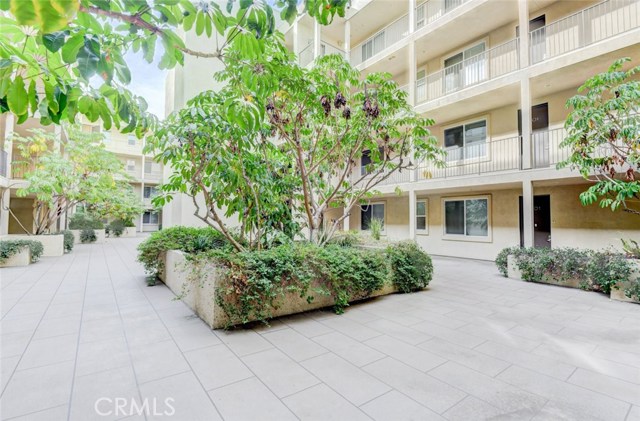 3 Bed Home for Sale in Sherman Oaks, California