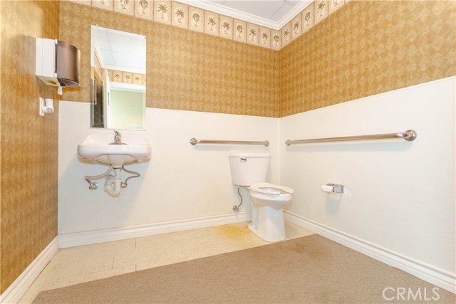 Avenue C6, ,Commercial,For Sale,Avenue C6,SR20175405