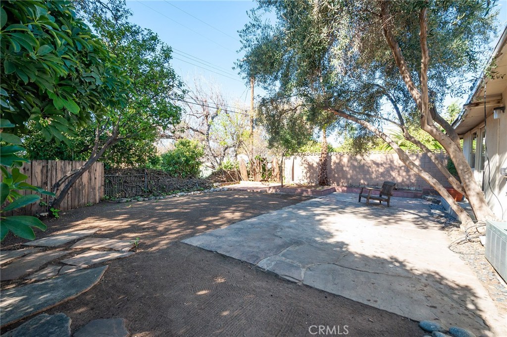 Photo for 9743 PALI Avenue, Tujunga, CA 91042 - Listing #SR-19267232 9743 PALI Avenue, Tujunga, CA 91042