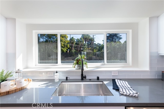 4 Bed Home for Sale in Encino, California