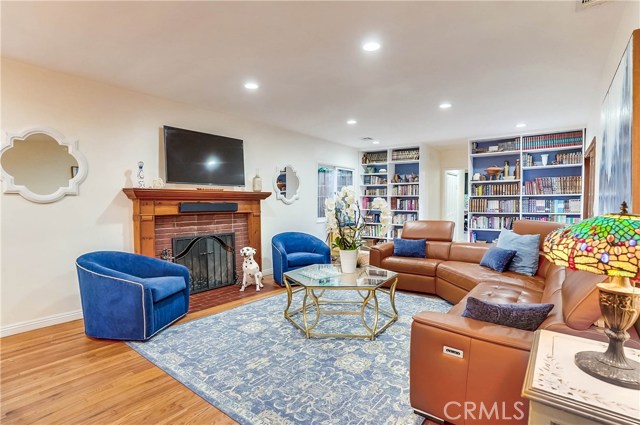 4 Bed Home for Sale in Valley Village, California