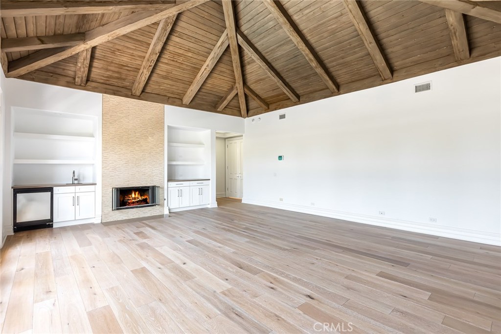 Photo for 20637 KINGSBORO Way, Woodland Hills, CA 91364 - Listing #SR-19233515 20637 KINGSBORO Way, Woodland Hills, CA 91364