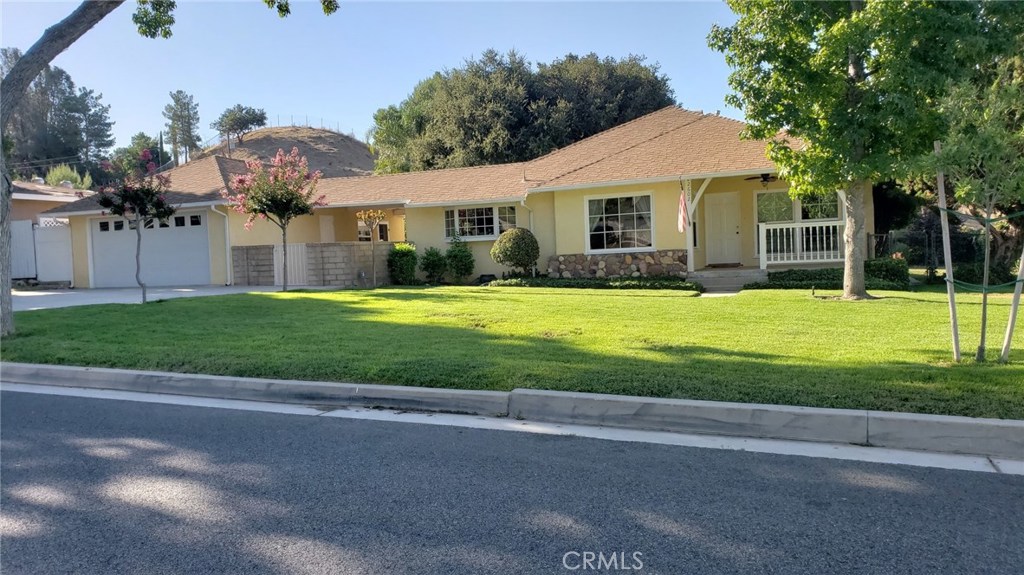 Photo of 22602 ARRIBA DRIVE, Saugus, CA 91350