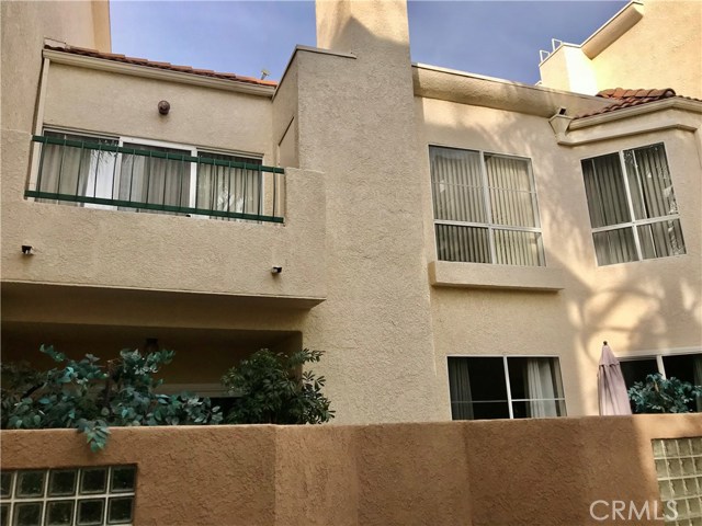2 Bed Home for Sale in Sherman Oaks, California