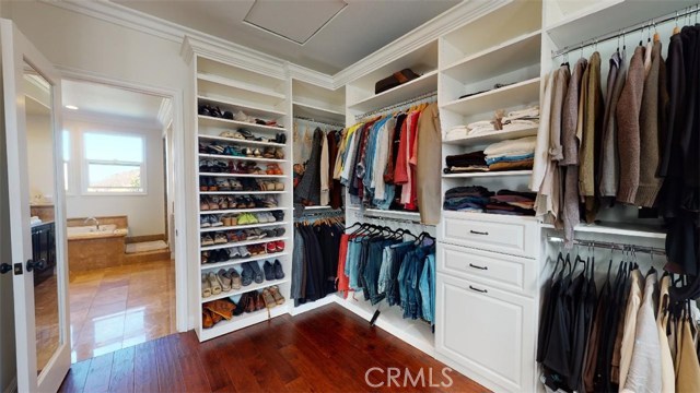 6 Bed Home for Sale in Calabasas, California
