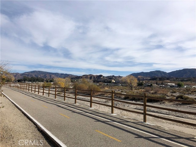 2 Bed Home for Sale in Canyon Country, California