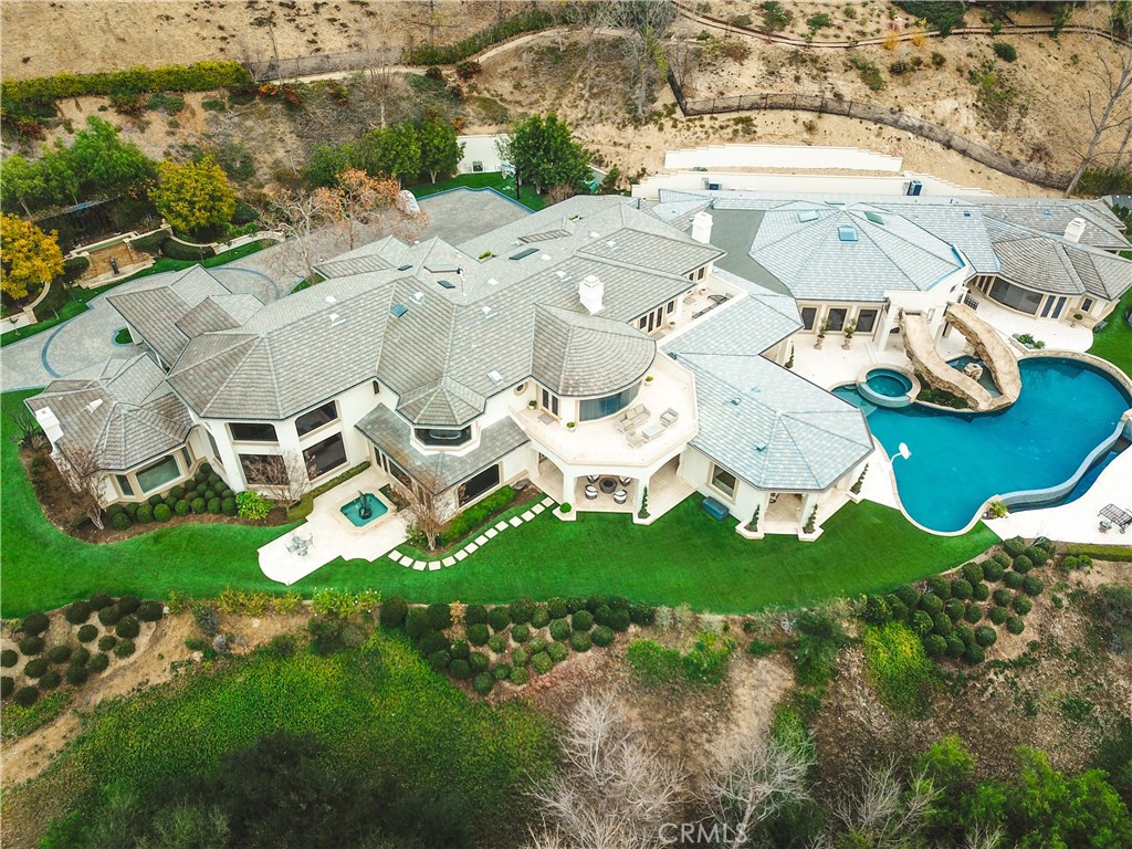 Photo of 940 Candlecrest Drive, Westlake Village, CA 91362