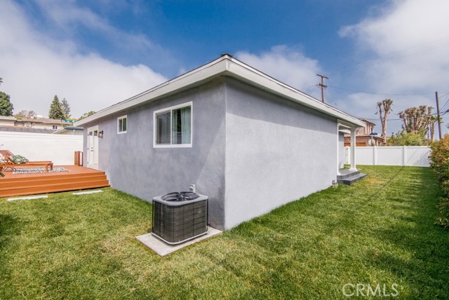 1776 Voorhees Avenue, Manhattan Beach, California 90266, 3 Bedrooms Bedrooms, ,2 BathroomsBathrooms,Residential,Sold,Voorhees,SR20003791