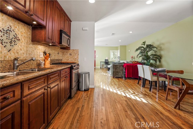 3 Bed Home for Sale in Lake Balboa, California