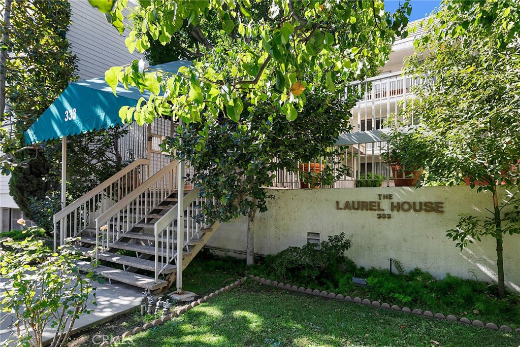 Photo for 333 N LOUISE Street, 19, Glendale, CA 91206 - Listing #SR-19255879 333 N LOUISE Street, 19, Glendale, CA 91206