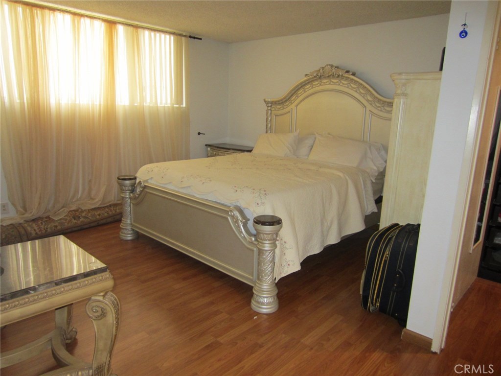 Photo for 570 W Stocker Street, 214, Glendale, CA 91202 - Listing #SR-19274904 570 W Stocker Street, 214, Glendale, CA 91202