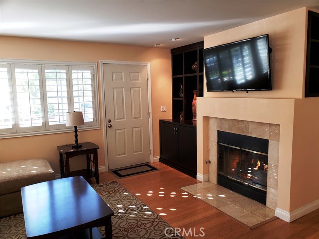 2 Bed Home for Sale in Calabasas, California