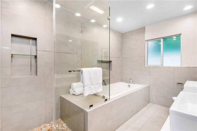 4 Bed Home for Sale in Studio City, California